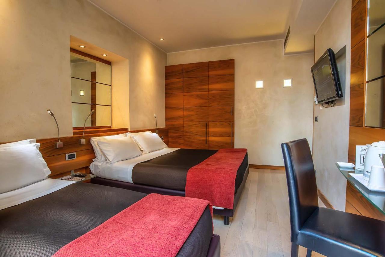 Hotel Tritone Roma