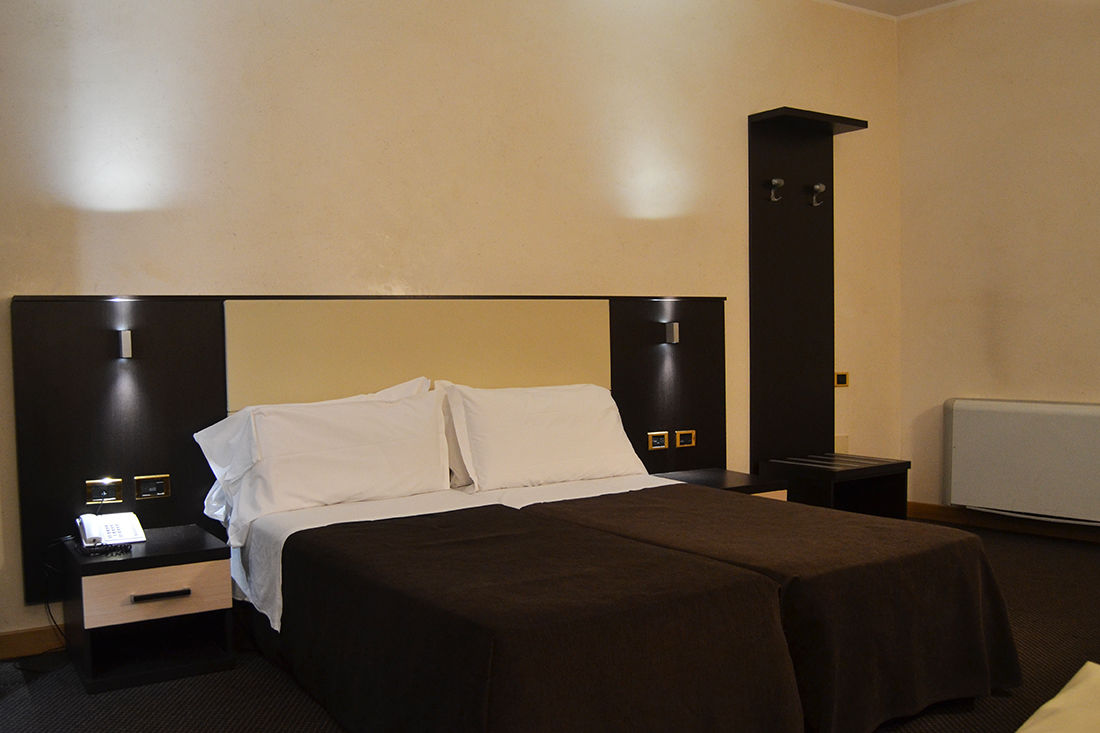 Tritone 3* Roma