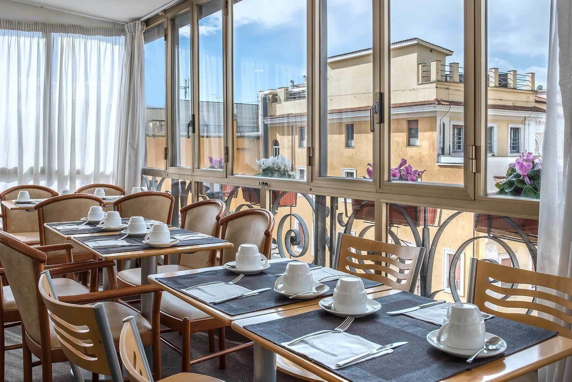 Tritone Hotel Roma