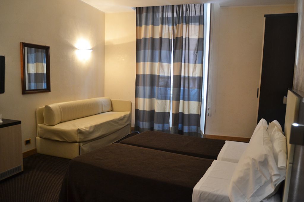 Tritone 3* Roma