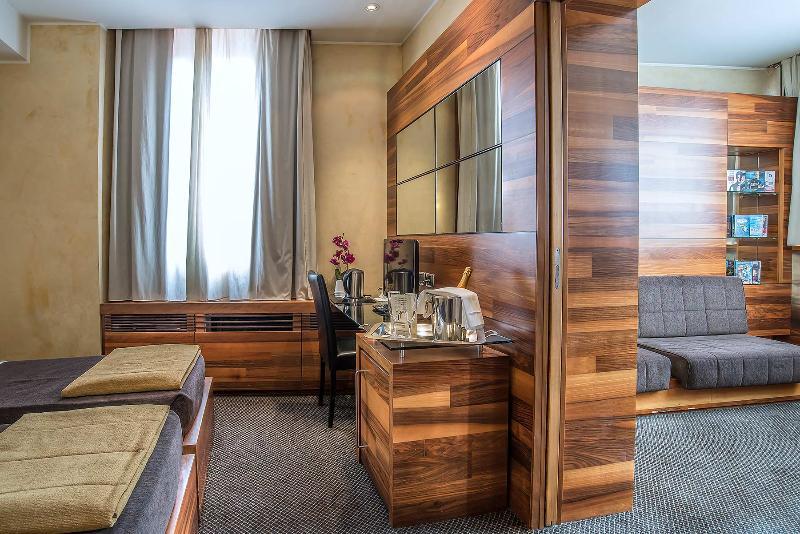 Tritone 3* Roma